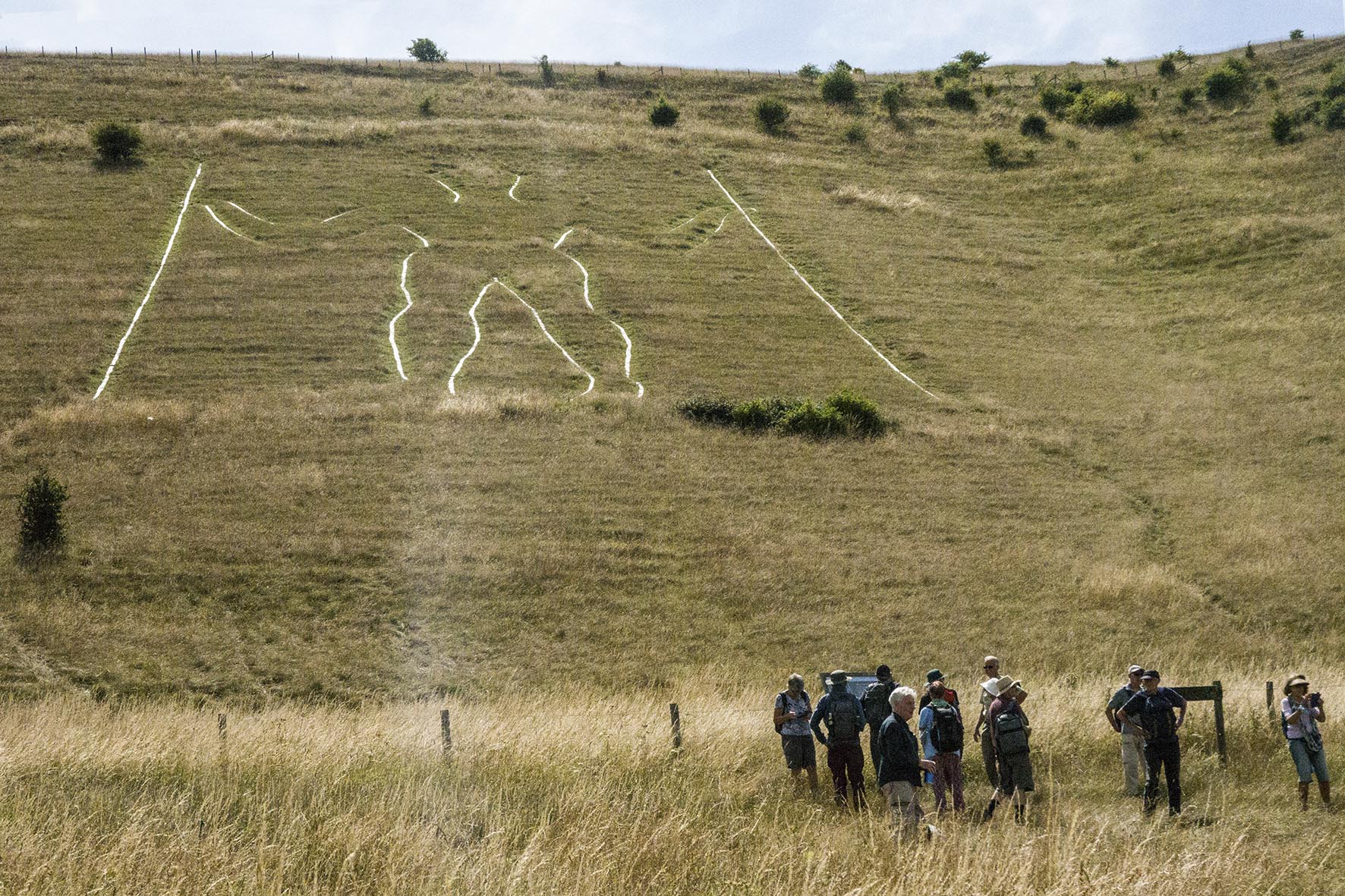 7SussexChurchesLongmanwRamblers 700