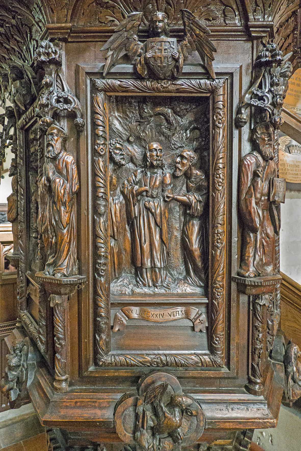 DorkingLeatherheadMicklehamChurchPulpit 1